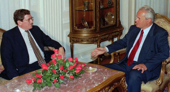 mladic-reunited-with-karadzic-arrested-and-heading-to-the-hague