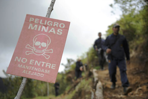 colombia-mines-afp-photo-2011-08-05