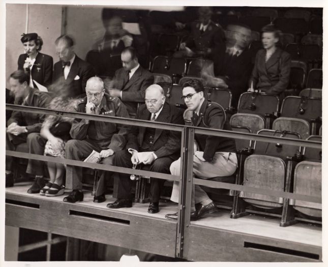 D0075-3-Premierminister Kanada MacKenzie King in Besuchergalerie