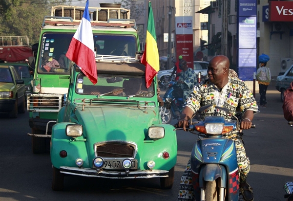 (Photo: Eric Gaillard / Reuters)