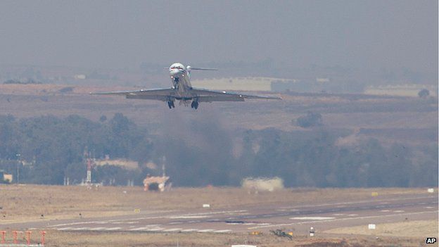 The plane said to be carrying Bashir takes off from a military airport in Pretoria (Photo: AP)